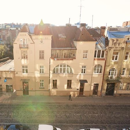 Be Happy Apartment Lviv Bagian luar foto