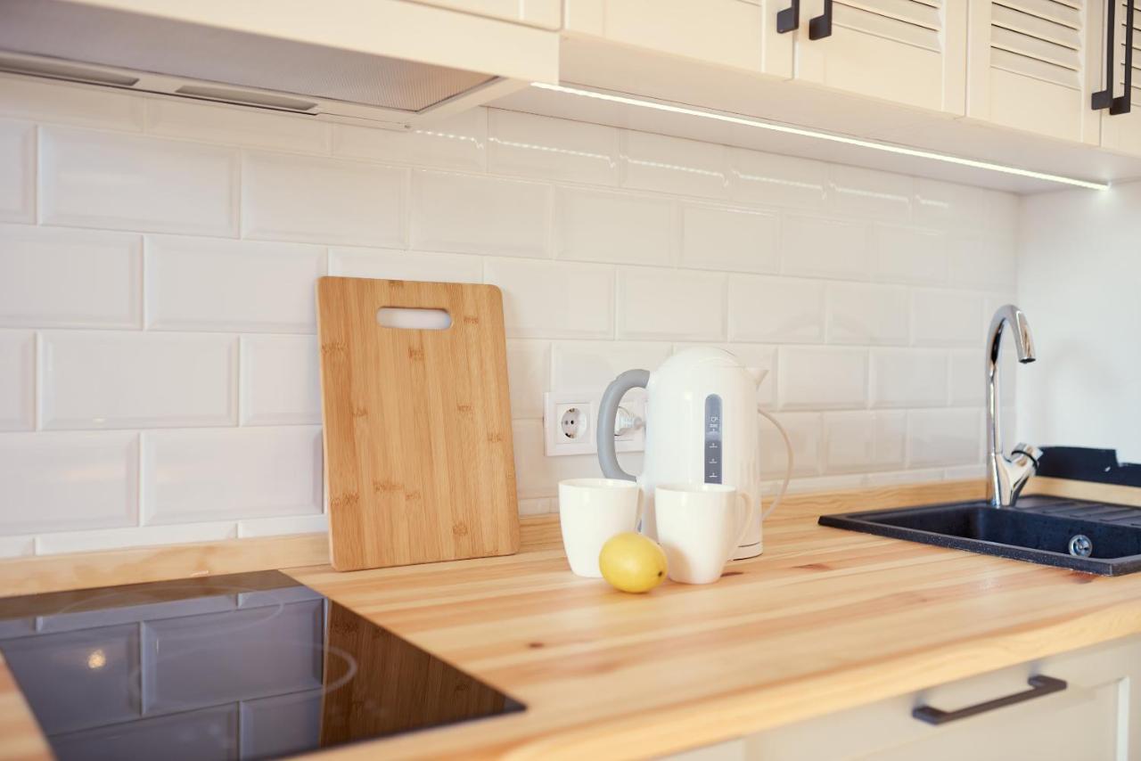 Be Happy Apartment Lviv Bagian luar foto